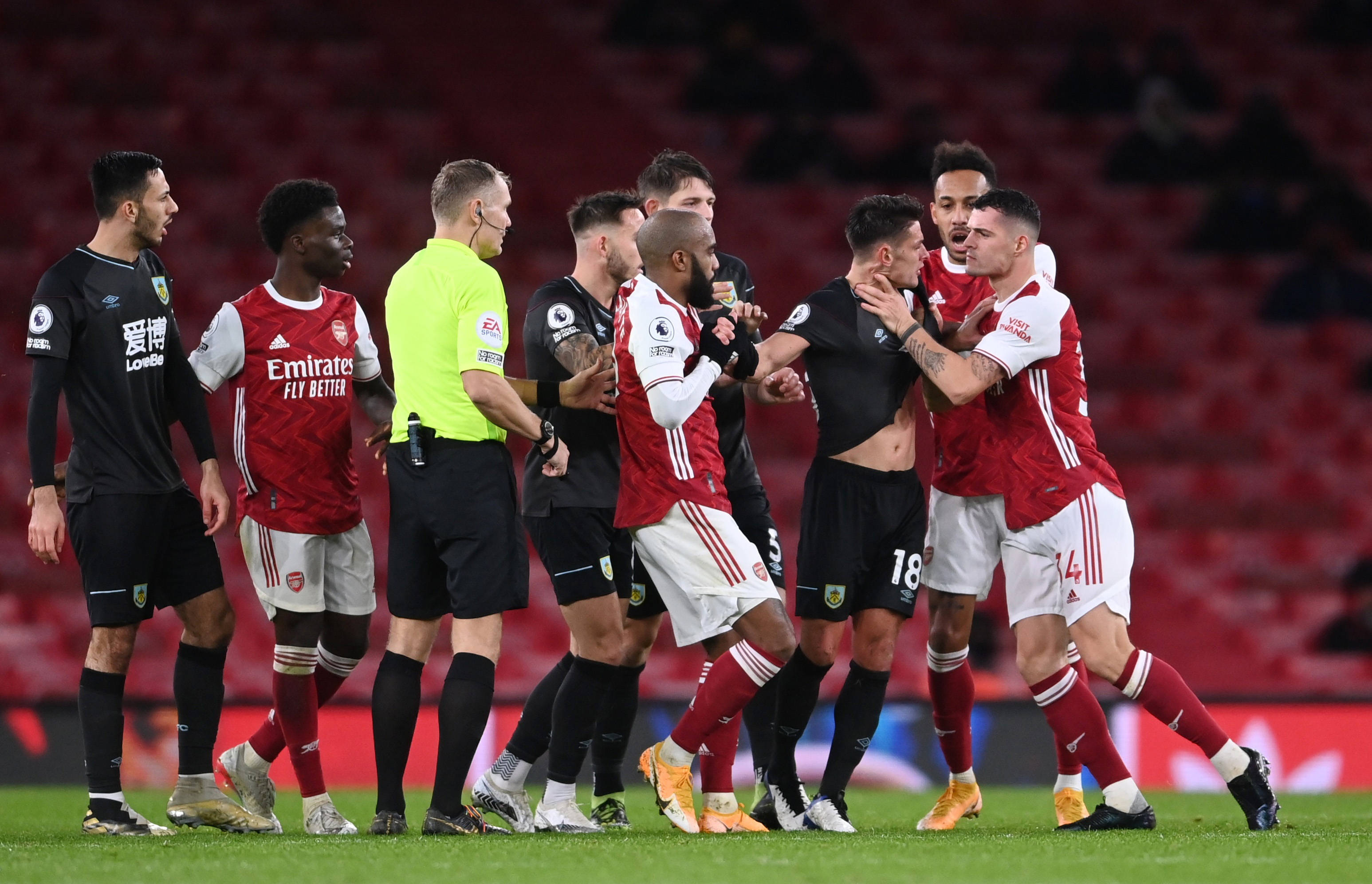 力球队的长 力球队的长